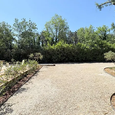 Mas Provencal Pres D'avignon * Les Angles (Gard)